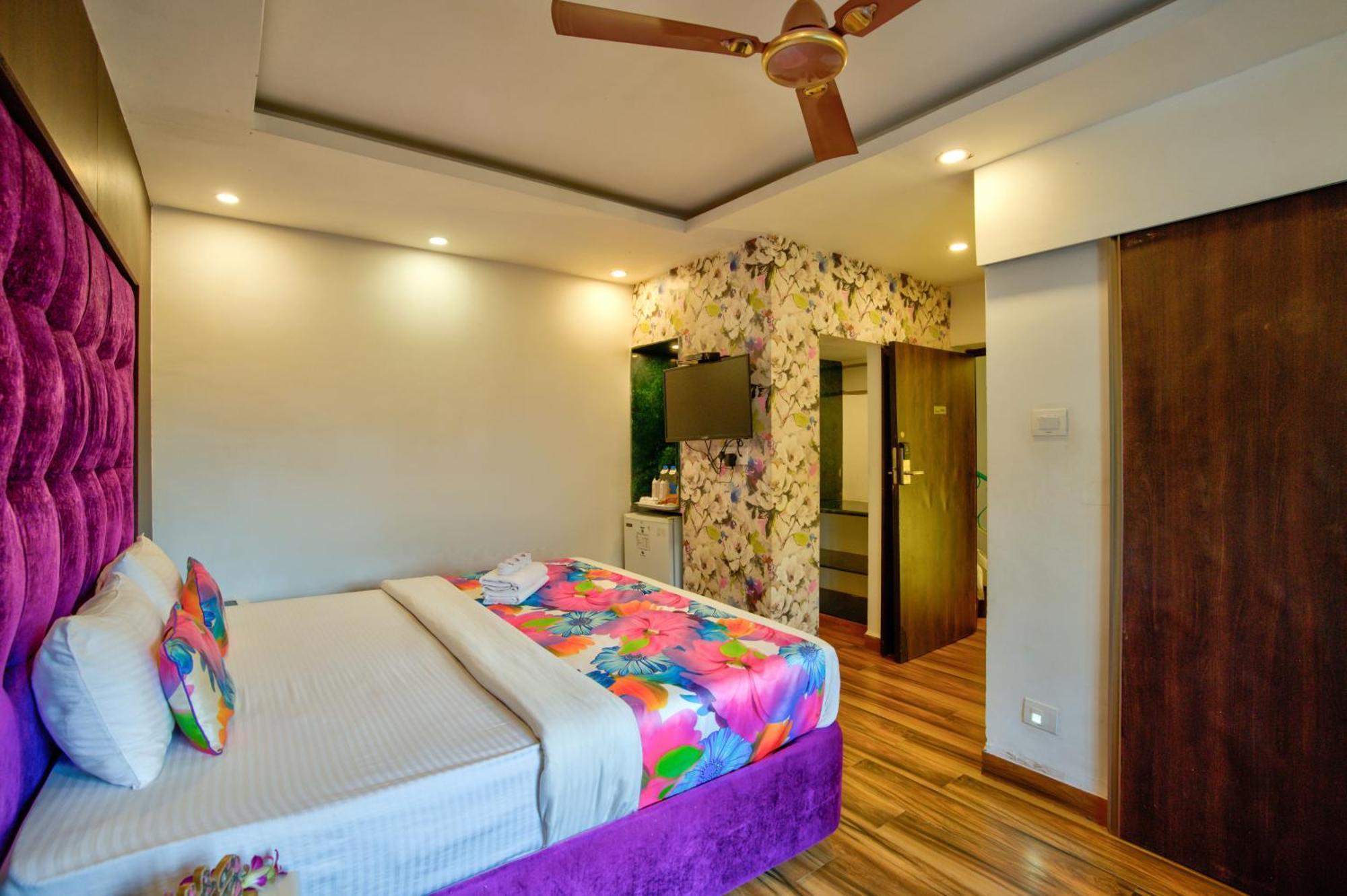Hotel Lemonmint Svelton Manor Calangute Esterno foto